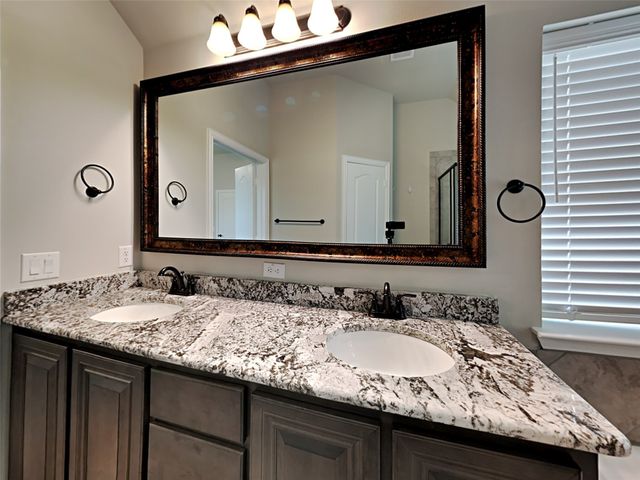 5211 Pentridge Drive, Sherman, TX 75092