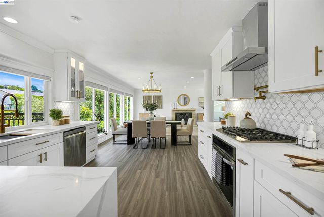 27734 Fallen Leaf Ct, Hayward, CA 94542