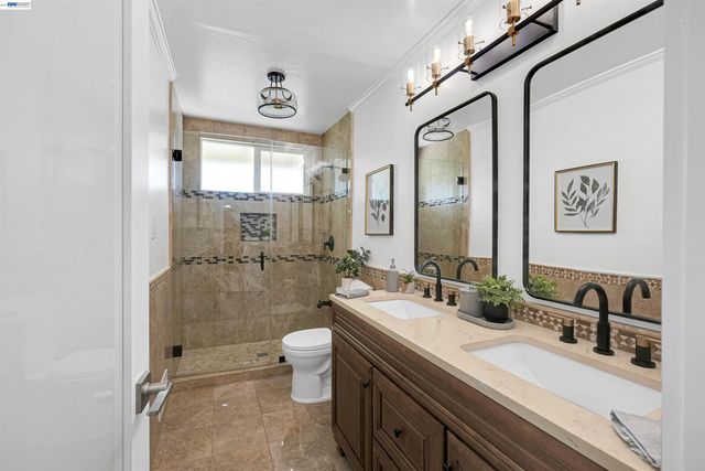 27734 Fallen Leaf Ct, Hayward, CA 94542