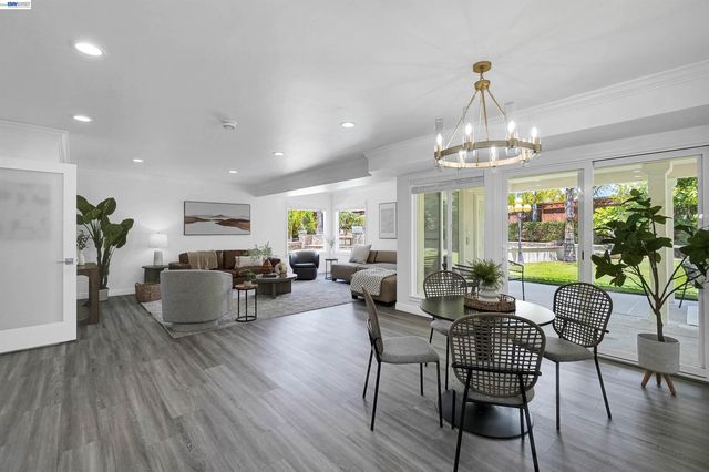 27734 Fallen Leaf Ct, Hayward, CA 94542