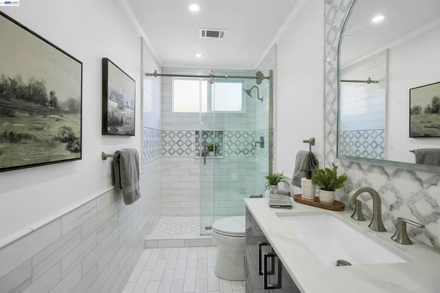 27734 Fallen Leaf Ct, Hayward, CA 94542
