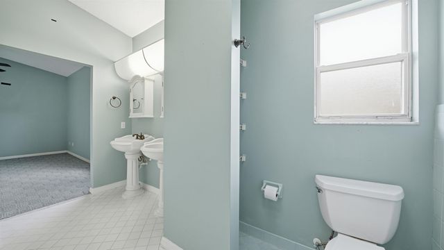 409 Arricola Ave, St Augustine, FL 32080