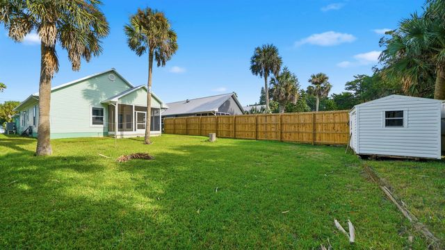 409 Arricola Ave, St Augustine, FL 32080
