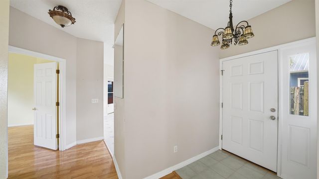 409 Arricola Ave, St Augustine, FL 32080