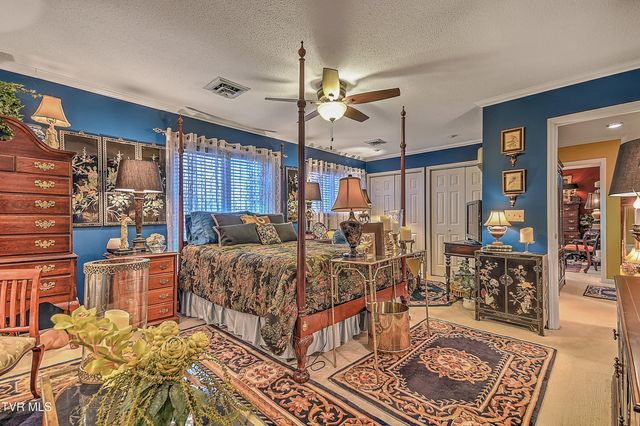 326 Hickory Bluff 326, Johnson City, TN 37601