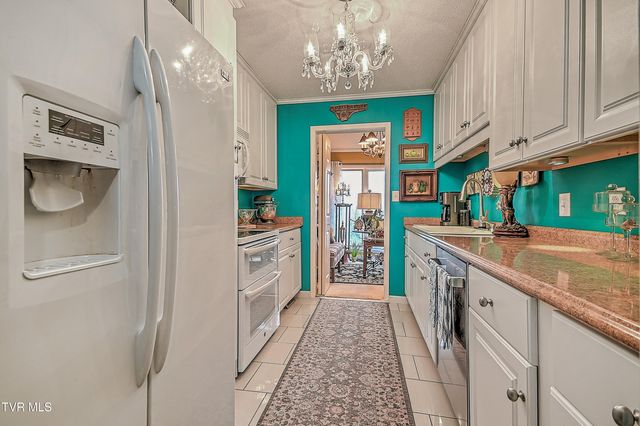 326 Hickory Bluff 326, Johnson City, TN 37601