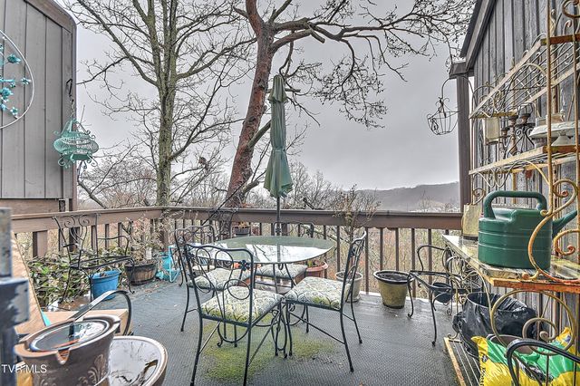 326 Hickory Bluff 326, Johnson City, TN 37601