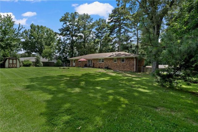 1713 Kimberly Drive SW, Marietta, GA 30008