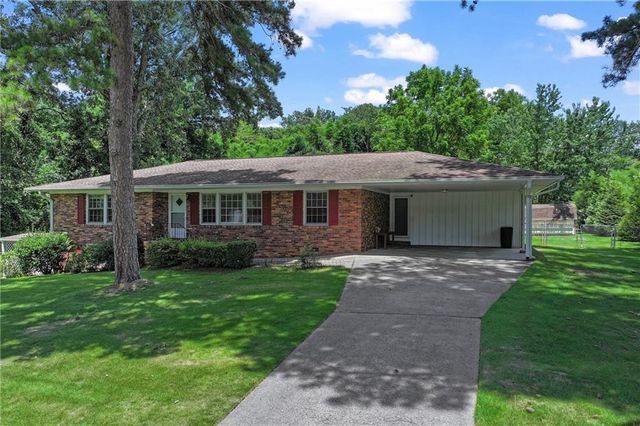 1713 Kimberly Drive SW, Marietta, GA 30008
