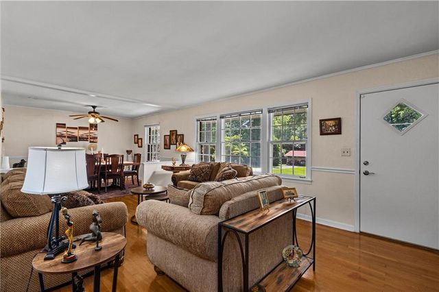 1713 Kimberly Drive SW, Marietta, GA 30008