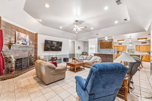 6034 Devonshire Lane, San Angelo, TX 76901