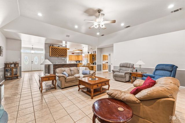 6034 Devonshire Lane, San Angelo, TX 76901