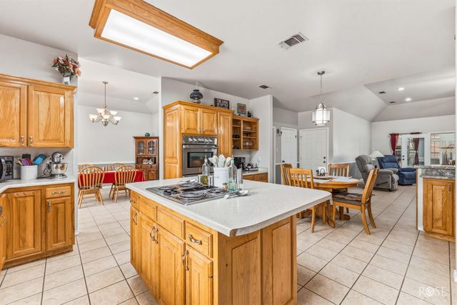6034 Devonshire Lane, San Angelo, TX 76901
