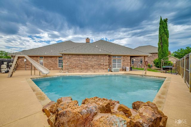 6034 Devonshire Lane, San Angelo, TX 76901