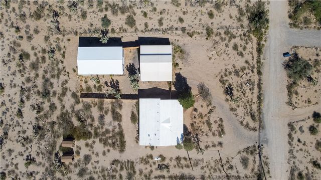 16693 N Lakeside Drive, Dolan Springs, AZ 86441