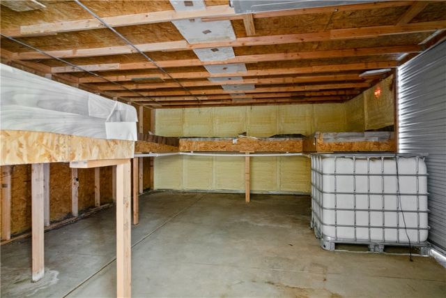 16693 N Lakeside Drive, Dolan Springs, AZ 86441