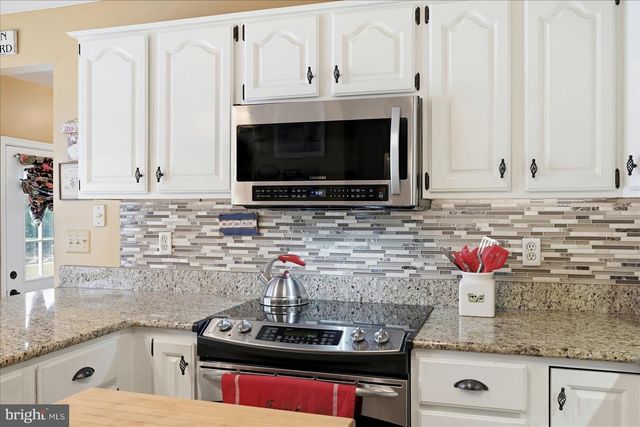 14391 CLEARVIEW AVE, Gainesville, VA 20155