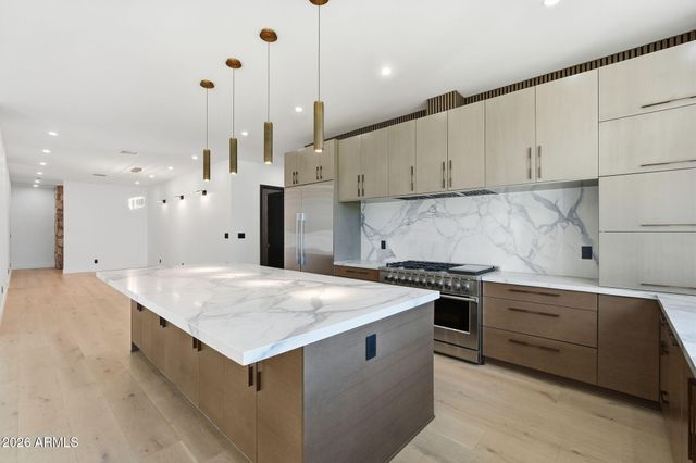 3106 N VALENCIA Lane, Phoenix, AZ 85018