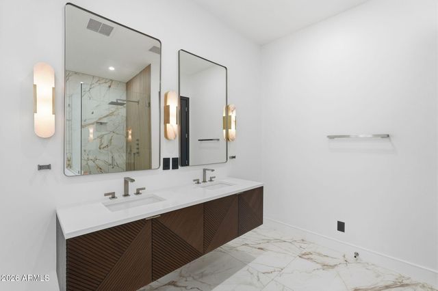 3106 N VALENCIA Lane, Phoenix, AZ 85018