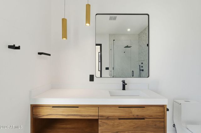 3106 N VALENCIA Lane, Phoenix, AZ 85018