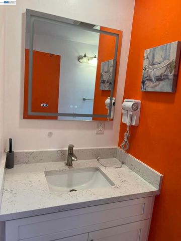 2317 Prosperity Way, San Leandro, CA 94578