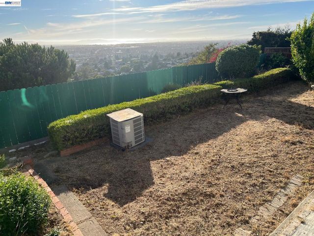 2317 Prosperity Way, San Leandro, CA 94578