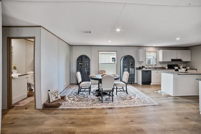 2013 Buffet Way, Poolville, TX 76487