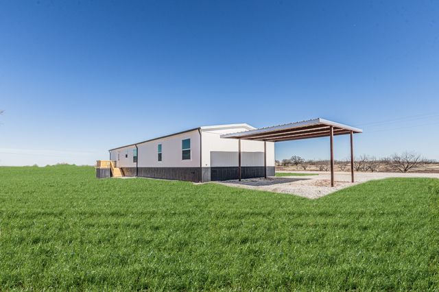 2013 Buffet Way, Poolville, TX 76487