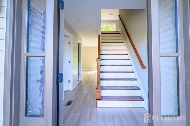10-B Delar Parkway B, Franklin Twsp, NJ 08823