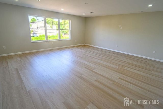 10-B Delar Parkway B, Franklin Twsp, NJ 08823