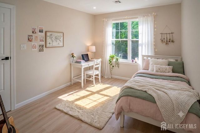 10-B Delar Parkway B, Franklin Twsp, NJ 08823