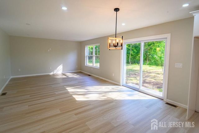 10-B Delar Parkway B, Franklin Twsp, NJ 08823
