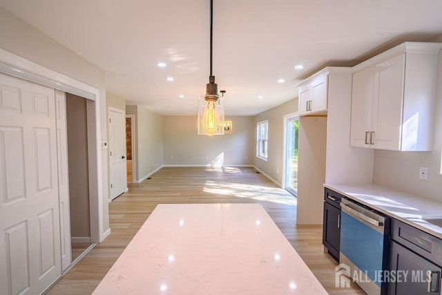10-B Delar Parkway B, Franklin Twsp, NJ 08823