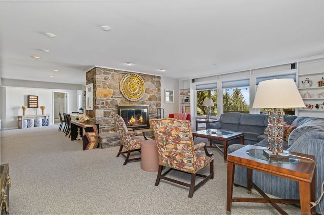 132 Merrimac Drive, Trumbull, CT 06611