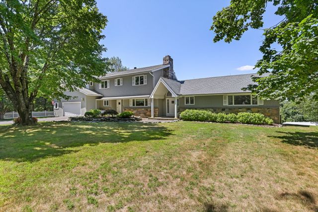 132 Merrimac Drive, Trumbull, CT 06611
