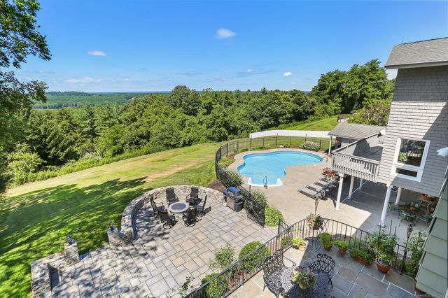 132 Merrimac Drive, Trumbull, CT 06611