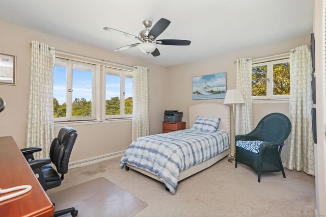 132 Merrimac Drive, Trumbull, CT 06611