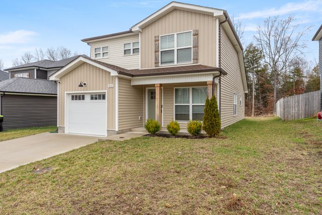412 Hillside Dr, Clarksville, TN 37040