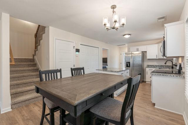 412 Hillside Dr, Clarksville, TN 37040