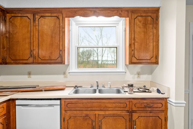 3370 Mallard Dr, Clarksville, TN 37042