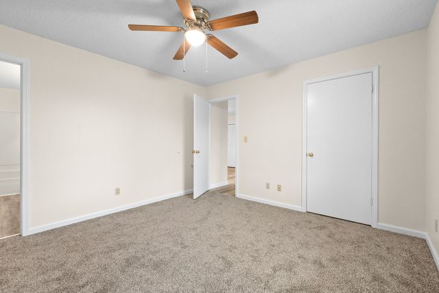 3370 Mallard Dr, Clarksville, TN 37042