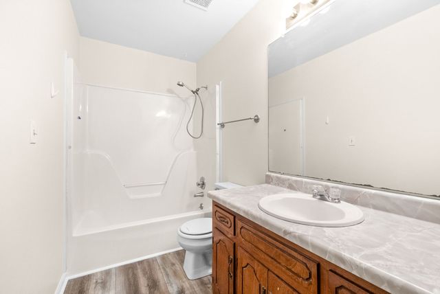 3370 Mallard Dr, Clarksville, TN 37042