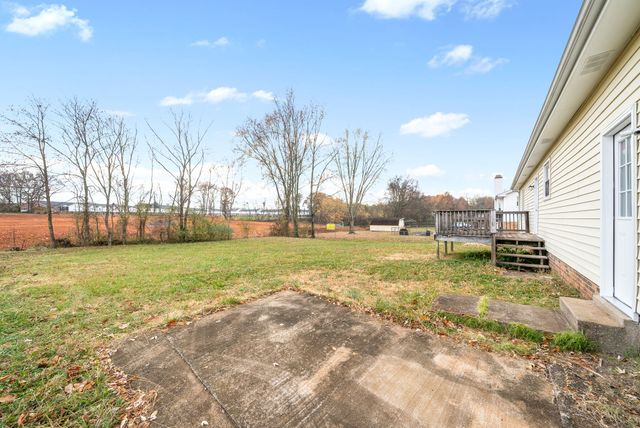 3370 Mallard Dr, Clarksville, TN 37042