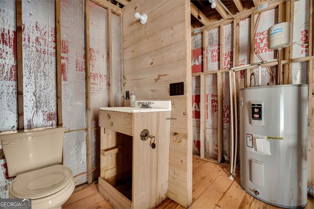 4271 Three Bridges Road, Gillsville, GA 30543