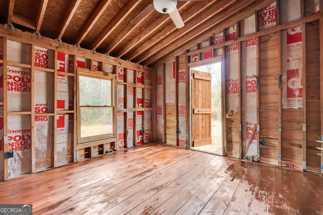 4271 Three Bridges Road, Gillsville, GA 30543