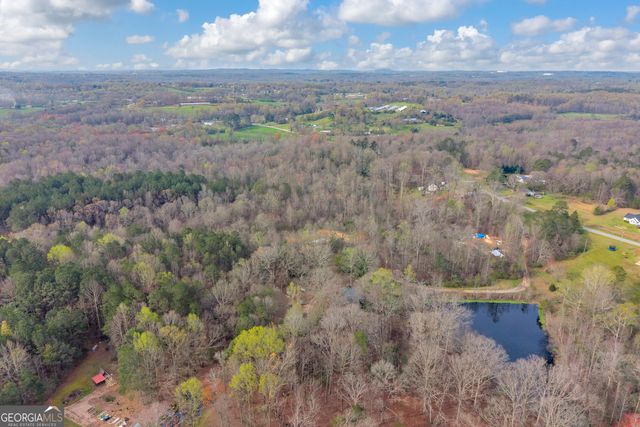 4271 Three Bridges Road, Gillsville, GA 30543