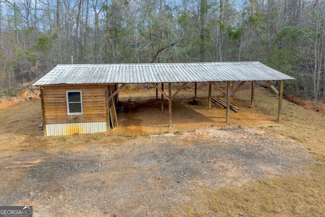 4271 Three Bridges Road, Gillsville, GA 30543