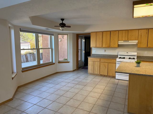 14 Asher Lane, Tijeras, NM 87059