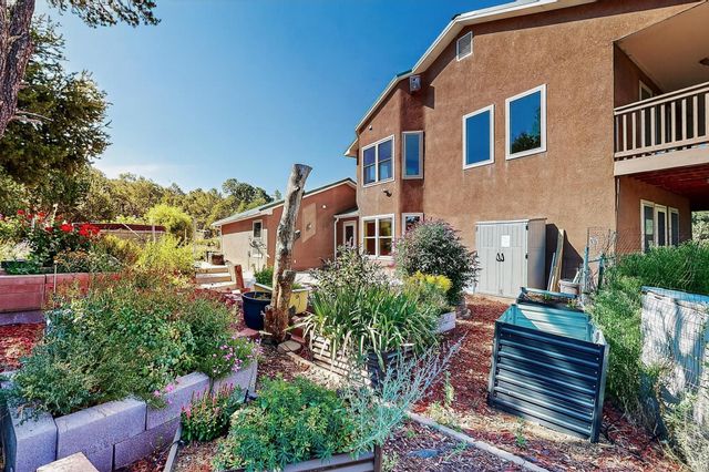 14 Asher Lane, Tijeras, NM 87059