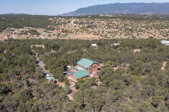 14 Asher Lane, Tijeras, NM 87059